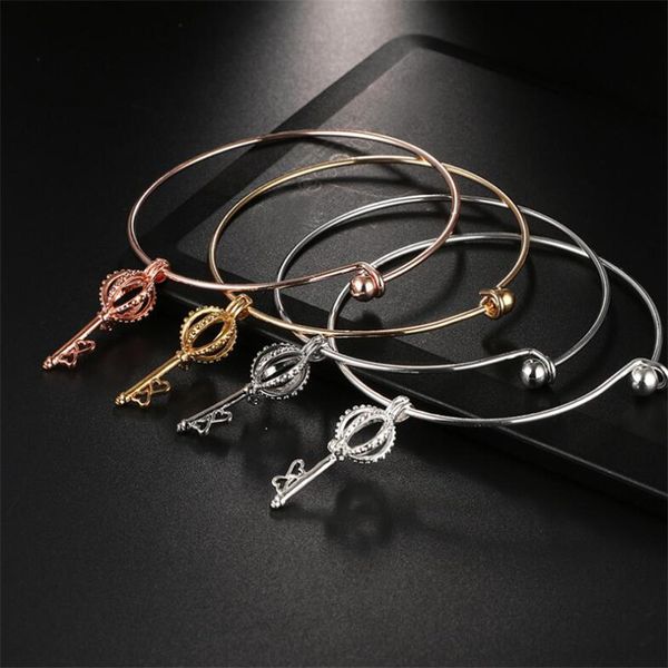 1pc аромат диффузор key медальон браслет открыть glow диффузор медальон браслет для парфюмерии эфирные масла hollow шарм подвеска, Black
1pc аромат диффузор key медальон браслет открыть glow диффузор медальон браслет для парфюмерии эфирные масла hollow шарм подвеска, Black