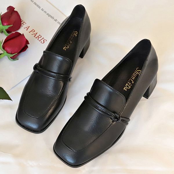 spring fashion black leather flats shoes women classic slip on square toe business oxford casual comfort boat shoes loafers
spring fashion black leather flats shoes women classic slip on square toe business oxford casual comfort boat shoes loafers