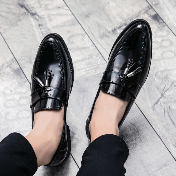 men dress shoes leather formal tassel man wedding shoes luxury suit fashion party pointed toe flats men j3, Black
men dress shoes leather formal tassel man wedding shoes luxury suit fashion party pointed toe flats men j3, Black