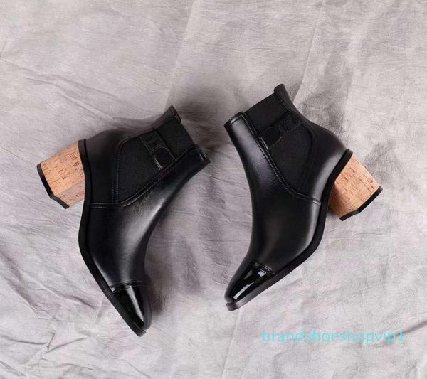 2019 womens chunky heels ankle boots fashion brand designer ladies classic genuine leather short boots chaussure homme size 35-41, Black
2019 womens chunky heels ankle boots fashion brand designer ladies classic genuine leather short boots chaussure homme size 35-41, Black