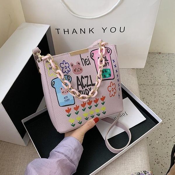 graffiti shoulder bags women crossbody sister bags senior ladies handbags fashion chain bag
graffiti shoulder bags women crossbody sister bags senior ladies handbags fashion chain bag