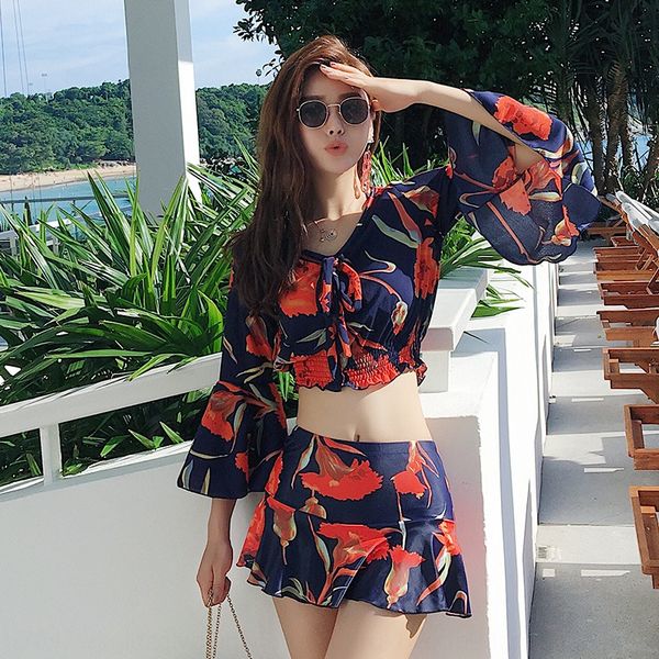 couple dress beach pants swimsuit ins female dress split swimsuit three-piece men's beach pants, White;black
couple dress beach pants swimsuit ins female dress split swimsuit three-piece men's beach pants, White;black