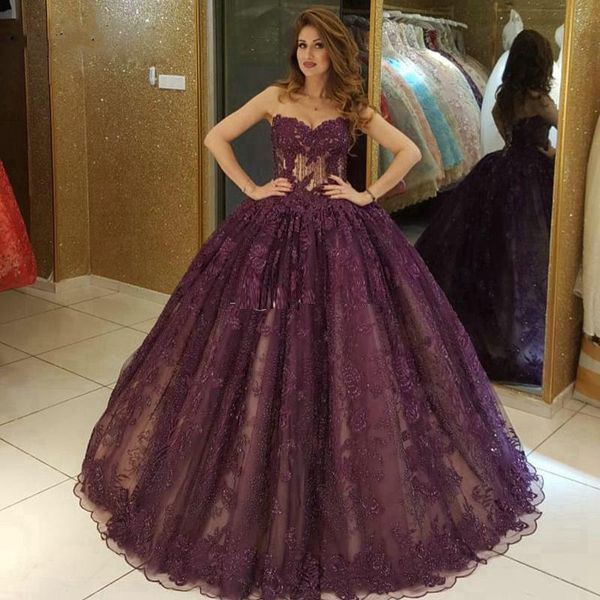 burgundy ball gown quinceanera dresses lace up back sweep train lace appliques illusion formal sweet 16 prom dresses party gowns 96, Blue;red
burgundy ball gown quinceanera dresses lace up back sweep train lace appliques illusion formal sweet 16 prom dresses party gowns 96, Blue;red
