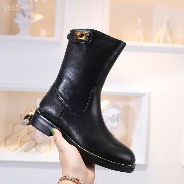 black martin boots women's autumn and winter classical british wind wild luxury thick heel women's boots warm thick bottom short b
black martin boots women's autumn and winter classical british wind wild luxury thick heel women's boots warm thick bottom short b