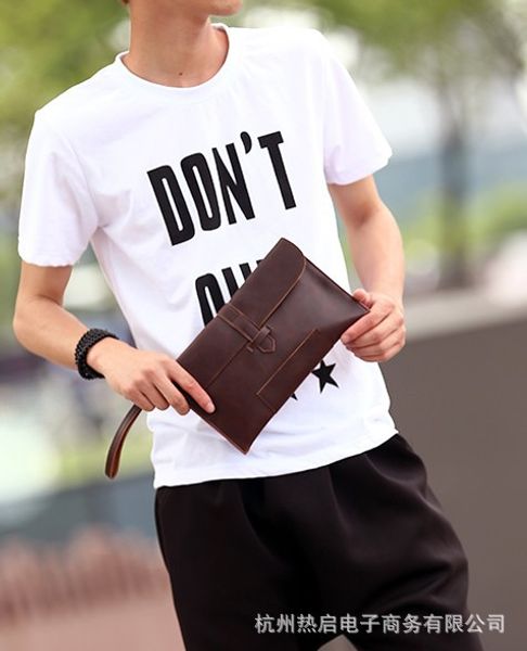 korean hand bag retro envelope bag men's casual handbags plus hard mobile phone tide
korean hand bag retro envelope bag men's casual handbags plus hard mobile phone tide
