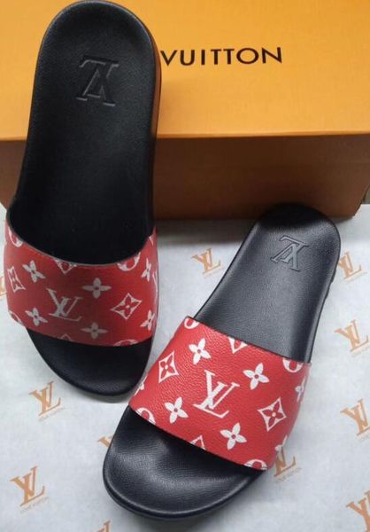 19SS TOP BOY женщины мужчины VZ Дизайн Обувь Slide Летняя Мода Широкие Плоские Сандалии Та
19SS TOP BOY женщины мужчины VZ Дизайн Обувь Slide Летняя Мода Широкие Плоские Сандалии Та