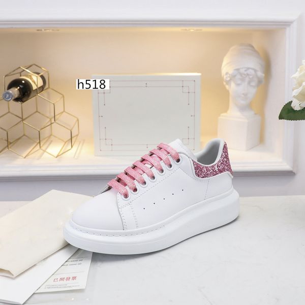 luxury designer party lover dress shoe men women balck white golden reflective stripe leather platform sneakers 4, Black
luxury designer party lover dress shoe men women balck white golden reflective stripe leather platform sneakers 4, Black