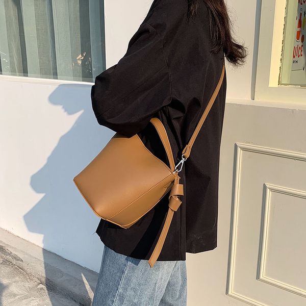 сумки сумки новые 2020 простой bucket bag студенты корейской версии сумка crossbody браун сумка сумки
сумки сумки новые 2020 простой bucket bag студенты корейской версии сумка crossbody браун сумка сумки