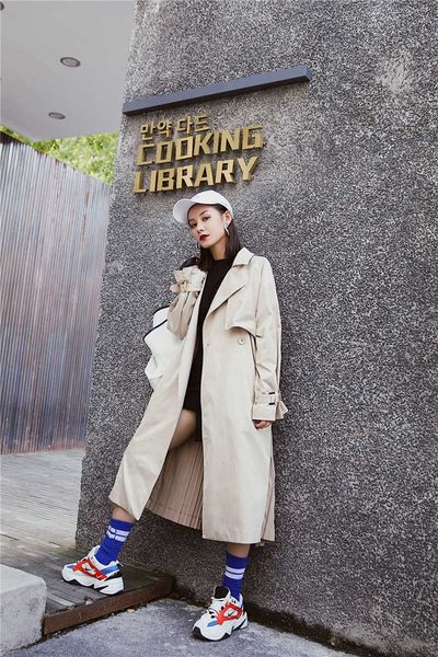 плащи мода для женщин британский стиль длинные рукава весна тонкий пальто женщины "s ветровка плиссе overcoats abrigo mujer, Tan;black
плащи мода для женщин британский стиль длинные рукава весна тонкий пальто женщины "s ветровка плиссе overcoats abrigo mujer, Tan;black