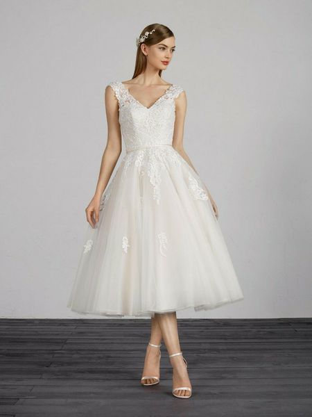 современные принцесса аппликации 2019 чай длина v шеи спинки створки свадебные платья кружева тюль свадебные формальные короткие платья лини, White
современные принцесса аппликации 2019 чай длина v шеи спинки створки свадебные платья кружева тюль свадебные формальные короткие платья лини, White