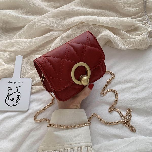 net red lingge chain bag 2020 new bag spring fashion shoulder messenger female wild ins
net red lingge chain bag 2020 new bag spring fashion shoulder messenger female wild ins