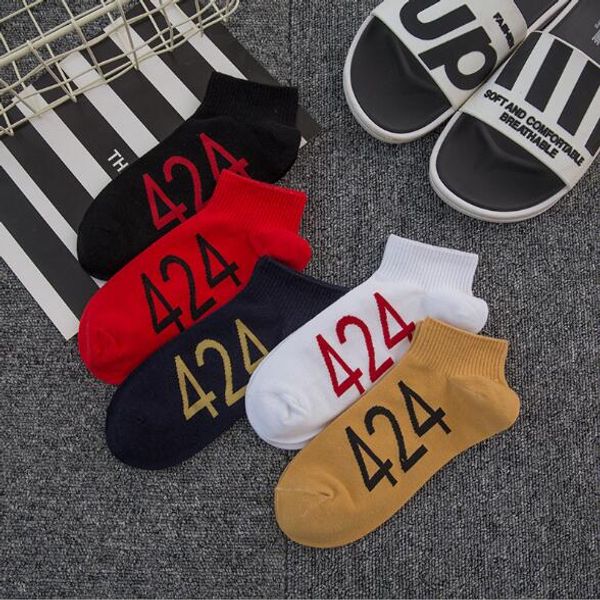 Mens Summer Socks Casual Cotton Breathable 5 Colors Digital Printed Short Boat Socks for Male
Mens Summer Socks Casual Cotton Breathable 5 Colors Digital Printed Short Boat Socks for Male