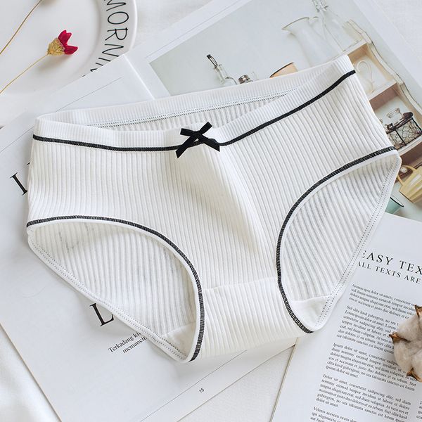 3 pieces/pack mid waist triangle panties youth women underwear lingerie pure cotton bow girl underwear princess style breathable, Black;pink
3 pieces/pack mid waist triangle panties youth women underwear lingerie pure cotton bow girl underwear princess style breathable, Black;pink
