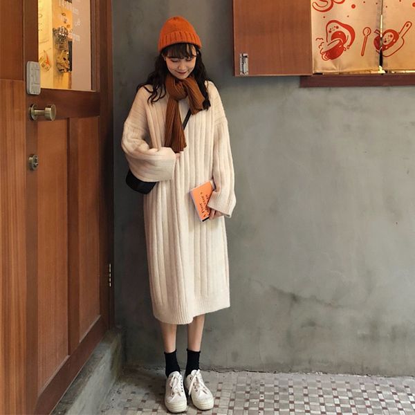 hooded long sleeve knitted dress women's autumn and winter 2019 small new long wool dress loose, Black;gray
hooded long sleeve knitted dress women's autumn and winter 2019 small new long wool dress loose, Black;gray