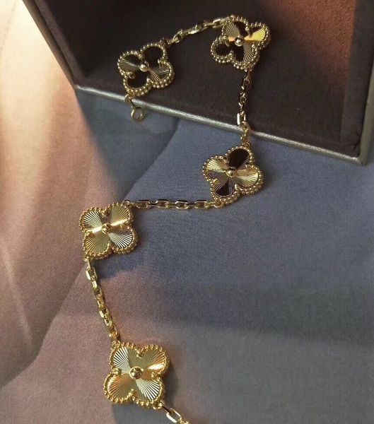 flower with five flower pendant bracelet in 18k gold plated for women wedding gift jewelry ps6243a, Golden;silver
flower with five flower pendant bracelet in 18k gold plated for women wedding gift jewelry ps6243a, Golden;silver