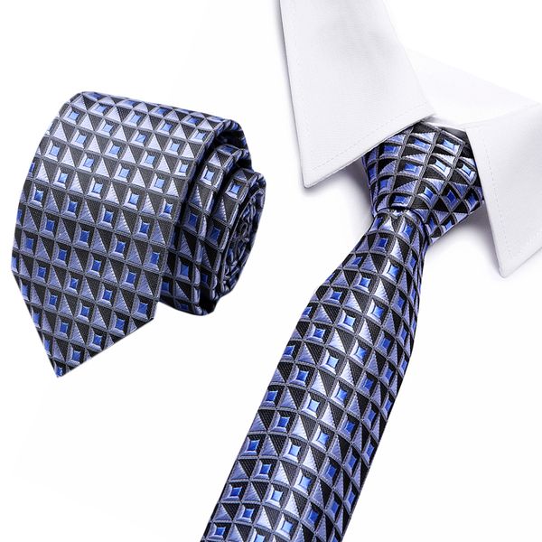 new fashion blue white plaid 7.5 cm tie men necktie necktie wedding party, Black;gray 
new fashion blue white plaid 7.5 cm tie men necktie necktie wedding party, Black;gray