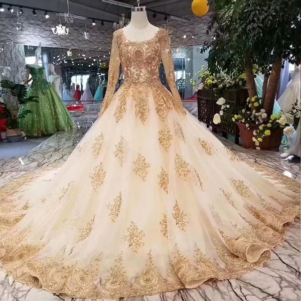 champagne wedding dresses with golden appliques o-neck long sleeves party dresses long ball gown ladies luxury dress muslim bridal dress, White
champagne wedding dresses with golden appliques o-neck long sleeves party dresses long ball gown ladies luxury dress muslim bridal dress, White