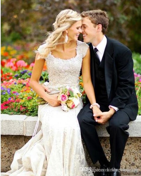 2019 romantic lace sheath wedding dress modest with cap sleeves long country garden bride bridal gown custom made plus size, White
2019 romantic lace sheath wedding dress modest with cap sleeves long country garden bride bridal gown custom made plus size, White