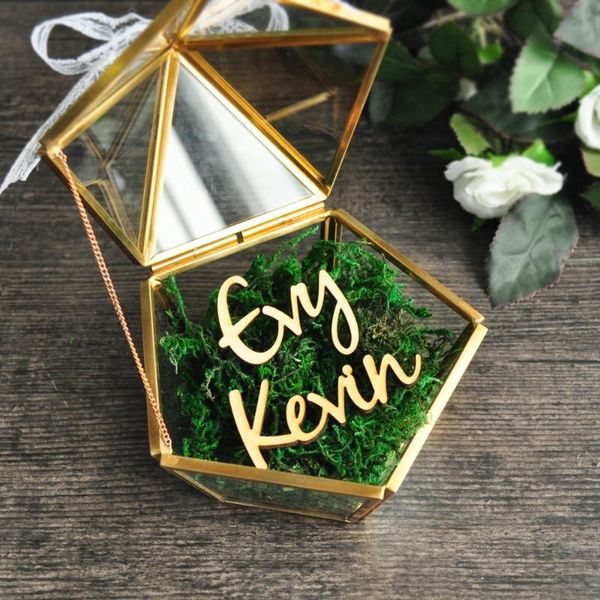 custom name wedding glass ring box glass ring pillow jewelry box pentagon geometric copper holder, Black;white
custom name wedding glass ring box glass ring pillow jewelry box pentagon geometric copper holder, Black;white