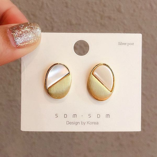 high-end vintage matte metal shell stud earrings gold color large geometric earrings for women statement jewelry, Golden;silver
high-end vintage matte metal shell stud earrings gold color large geometric earrings for women statement jewelry, Golden;silver