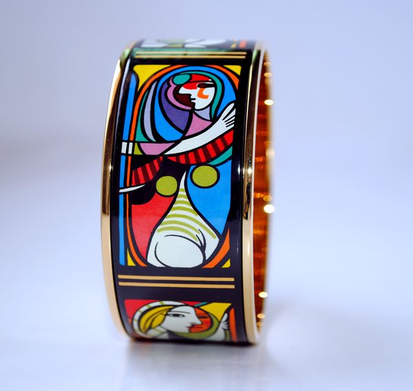 18k gold-plated enamel bangle bracelet for woman woman before a mirror series bracelets bangles width 30 mm fashion jewelry, Golden;silver
18k gold-plated enamel bangle bracelet for woman woman before a mirror series bracelets bangles width 30 mm fashion jewelry, Golden;silver