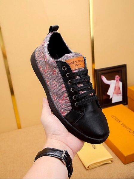 spring new style luxury fashiondesigner men's driving casual shoes sports basketball shoes loafers triple retro brand men's shoes
spring new style luxury fashiondesigner men's driving casual shoes sports basketball shoes loafers triple retro brand men's shoes
