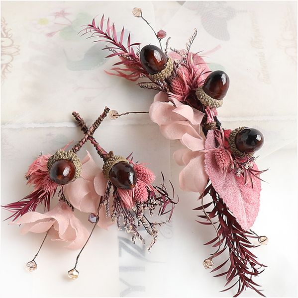 bride mori department rose red natural dried flower pinecone flower hairpins brides wedding headdress, Golden;white
bride mori department rose red natural dried flower pinecone flower hairpins brides wedding headdress, Golden;white
