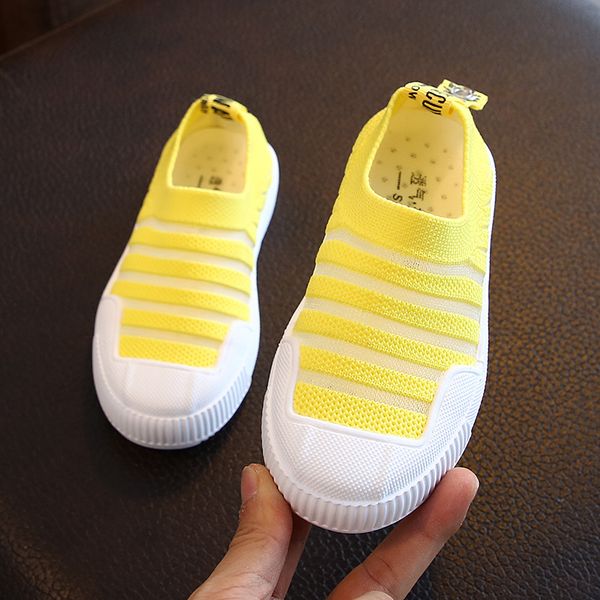 casual breathable net fabric knitting soft sneakers summer children's air mesh sports shoes for medium big boys girls kids flats, Black;red
casual breathable net fabric knitting soft sneakers summer children's air mesh sports shoes for medium big boys girls kids flats, Black;red