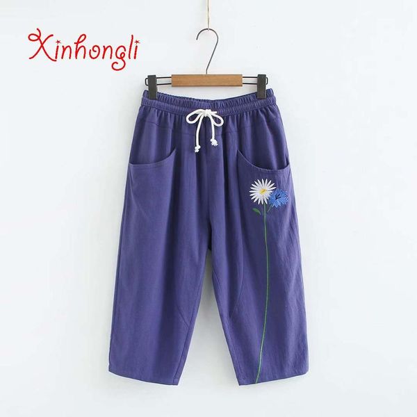 plus size cotton loose women mid pants 2019 summer knee length casual ladies pockets pants female trousers white navy, Black;white
plus size cotton loose women mid pants 2019 summer knee length casual ladies pockets pants female trousers white navy, Black;white