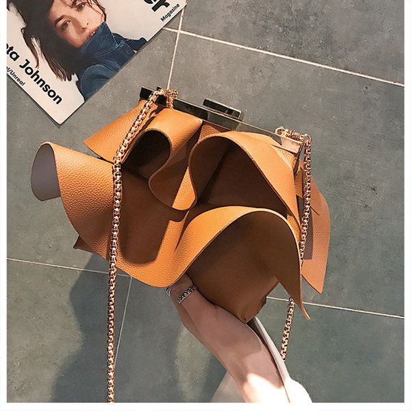 новая волна искусственная кожа женщины сумка небольшой площади сумка цепи кроссбоди плечо ruched оборками вечеринку в стиле леди клатч
новая волна искусственная кожа женщины сумка небольшой площади сумка цепи кроссбоди плечо ruched оборками вечеринку в стиле леди клатч