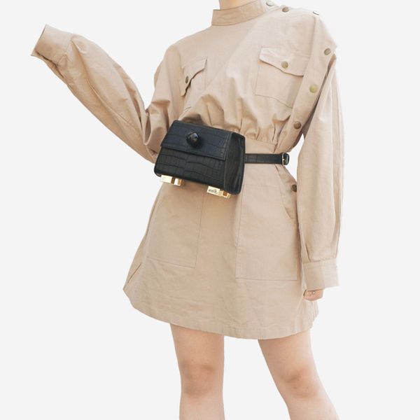 new woman waist bag crocodile pattern fanny pack europe contracted waist pack fashion purse inclined shoulder bag pu belt
new woman waist bag crocodile pattern fanny pack europe contracted waist pack fashion purse inclined shoulder bag pu belt