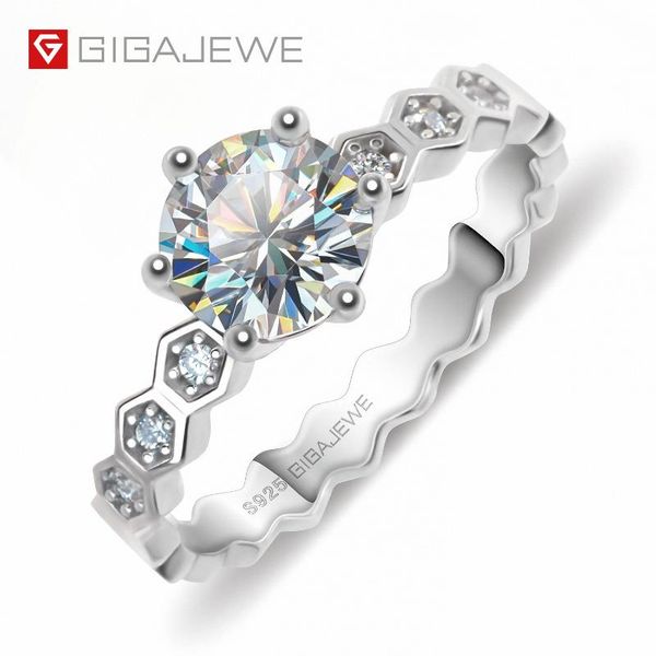 gigajewe 1.0ct 6.5mm ef round 18k white gold plated 925 silver moissanite ring diamond test passed jewelry woman girlfriend gift, Golden;silver
gigajewe 1.0ct 6.5mm ef round 18k white gold plated 925 silver moissanite ring diamond test passed jewelry woman girlfriend gift, Golden;silver