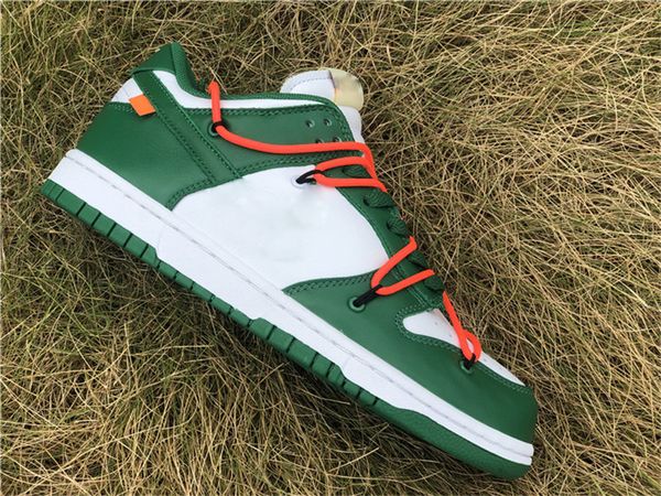 new authentic off dunk low leather university gold midnight navy pine green white red wolf grey leather running shoes men sneakers with box
new authentic off dunk low leather university gold midnight navy pine green white red wolf grey leather running shoes men sneakers with box