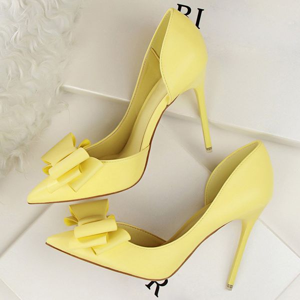 2020 fetish women 10cm high heels pumps female elegant butterfly knot scarpins heels shoes pointed toe fetish pink blue shoes, Black
2020 fetish women 10cm high heels pumps female elegant butterfly knot scarpins heels shoes pointed toe fetish pink blue shoes, Black