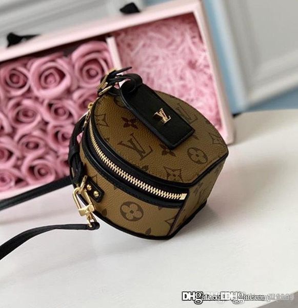 новый женский мини boite chapeau женская сумка через плечо m68276 m44669 мода повседневная высокое качество размер 13-12-6. 5 см с b
новый женский мини boite chapeau женская сумка через плечо m68276 m44669 мода повседневная высокое качество размер 13-12-6. 5 см с b