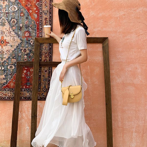 mini bag sweet girl shoulder messenger bag summer new pearl fashion tide handle semi-circular saddle purses and handbags
mini bag sweet girl shoulder messenger bag summer new pearl fashion tide handle semi-circular saddle purses and handbags