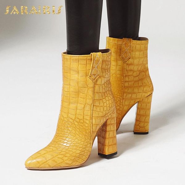 sarairis 2020 новые поступления острым носом скольжения больше цветов обувь женские сапоги коренастый высокие каблуки скольжения на сапоги ж, Black 
sarairis 2020 новые поступления острым носом скольжения больше цветов обувь женские сапоги коренастый высокие каблуки скольжения на сапоги ж, Black