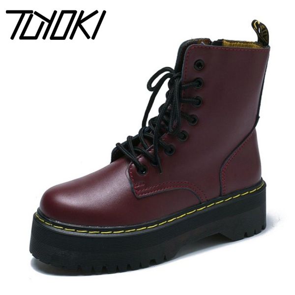 tuyoki new women ankle boots cross strap motorcycle thick bottom fashion woman shoes autumn women footwear boots size 35-40, Black
tuyoki new women ankle boots cross strap motorcycle thick bottom fashion woman shoes autumn women footwear boots size 35-40, Black