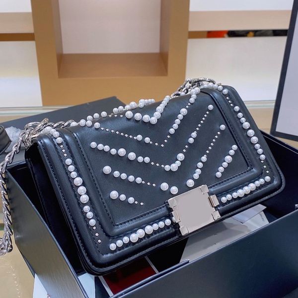 цепные crossbody сумка сумки из натуральной кожи сумка мода жемчужные бусы украшения интерьера молния rivet плеча бесплатная доставка
цепные crossbody сумка сумки из натуральной кожи сумка мода жемчужные бусы украшения интерьера молния rivet плеча бесплатная доставка