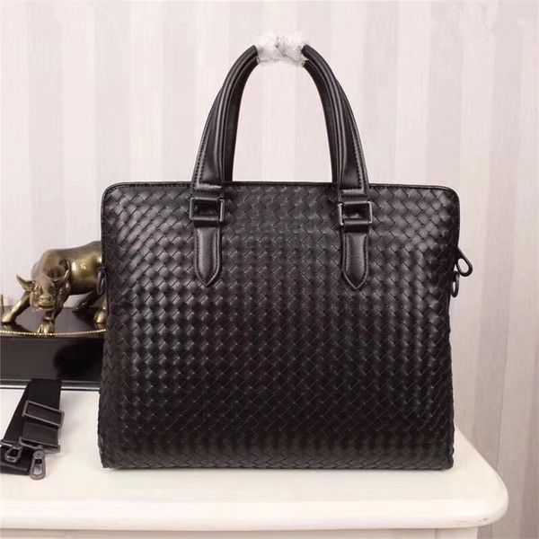 leather woven men's and women's general handbag casual briefcase fashion computer bag business trip leather shoulder bag satchel
leather woven men's and women's general handbag casual briefcase fashion computer bag business trip leather shoulder bag satchel