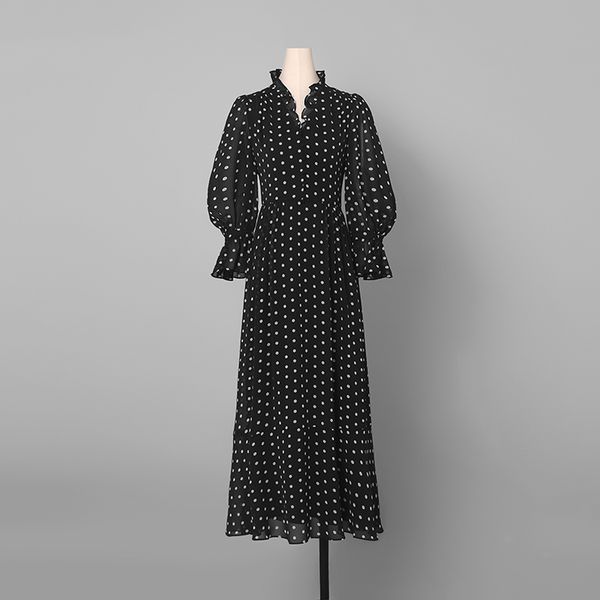 casual dresses 2021 summer printed dot long women fashion v-neck flare sleeves elegant female dress high waist vestidos, Black;gray
casual dresses 2021 summer printed dot long women fashion v-neck flare sleeves elegant female dress high waist vestidos, Black;gray