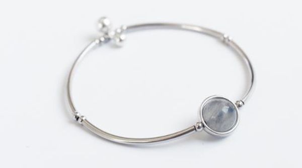 s925 pure silver bell moonstone bracelet temperament girls pull feldspar bracelet ornaments gift girlfriend, Golden;silver
s925 pure silver bell moonstone bracelet temperament girls pull feldspar bracelet ornaments gift girlfriend, Golden;silver