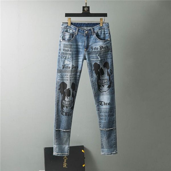 2019 new letters washed mens designer jeans distressed ripped biker jeans slim fit luxury denim jeans designer pants plus size 28-36, Blue
2019 new letters washed mens designer jeans distressed ripped biker jeans slim fit luxury denim jeans designer pants plus size 28-36, Blue
