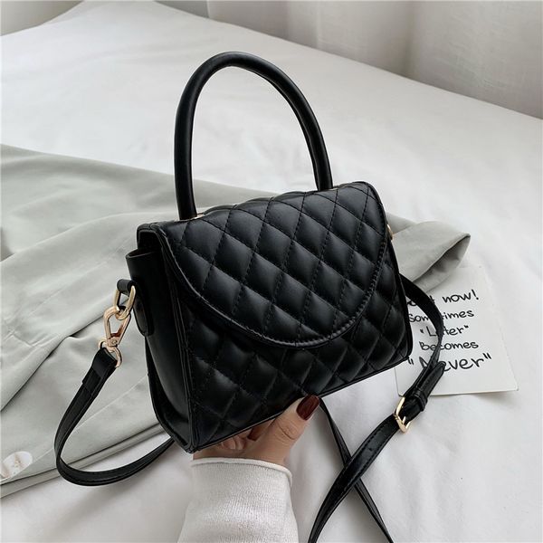 quality small women handbags solid color pu leather crossbody bags for women summer lady shoulder handbags female simple totes
quality small women handbags solid color pu leather crossbody bags for women summer lady shoulder handbags female simple totes