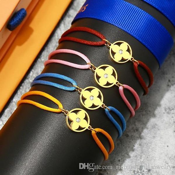 stainless steel clover rope bracelet four leaf flower hand strap couple bracelets for women and men fashion jewwelry famous brand
stainless steel clover rope bracelet four leaf flower hand strap couple bracelets for women and men fashion jewwelry famous brand
