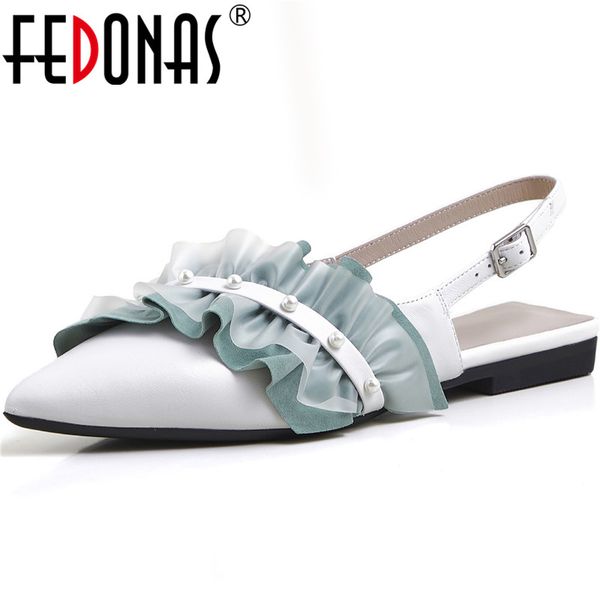 fedonas sweet pearl decoration women sandals fashion new arrival low heels pumps women genuine leather wedding shoes woman 2020, Black
fedonas sweet pearl decoration women sandals fashion new arrival low heels pumps women genuine leather wedding shoes woman 2020, Black