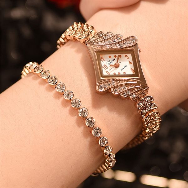 fashion casual ladies watch diamond quartz watch full diamond bracelet stainless steel band ladies y40, Slivery;brown
fashion casual ladies watch diamond quartz watch full diamond bracelet stainless steel band ladies y40, Slivery;brown