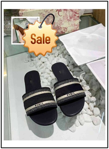 original box new dazzle flowers women sandals designer flat slippers embroidery sandal floral brocade slipper striped beach causal slipper, Black
original box new dazzle flowers women sandals designer flat slippers embroidery sandal floral brocade slipper striped beach causal slipper, Black