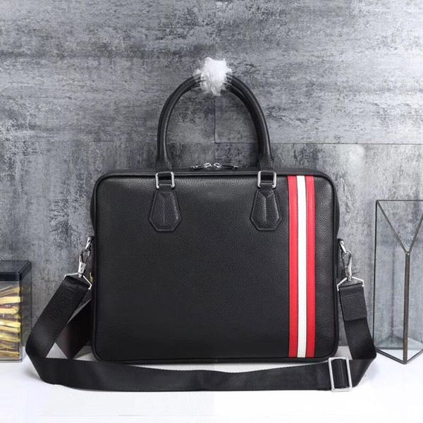 2019 brand fashion designer man bags classic casual briefcase fashion versatile shoulder bag inclined shoulder bag
2019 brand fashion designer man bags classic casual briefcase fashion versatile shoulder bag inclined shoulder bag