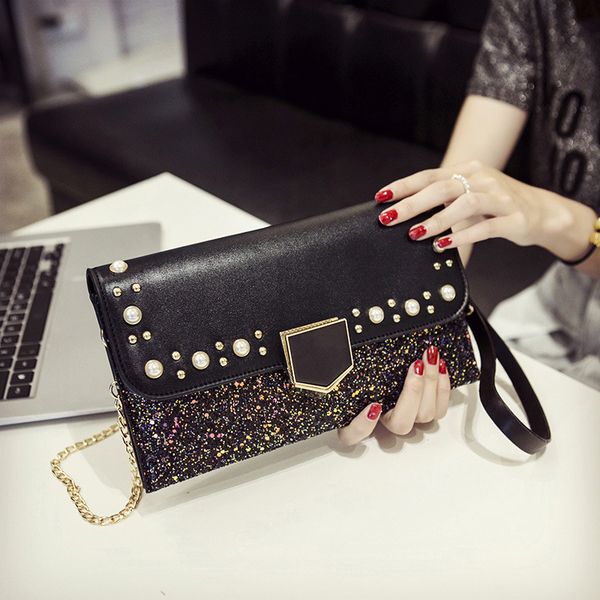 new lock chain handbags korean version of the personality fashion wild temperament clutch bag women
new lock chain handbags korean version of the personality fashion wild temperament clutch bag women